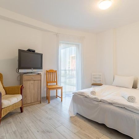 Admiral Luxury VI Apartman By Bltn Siófok Esterno foto